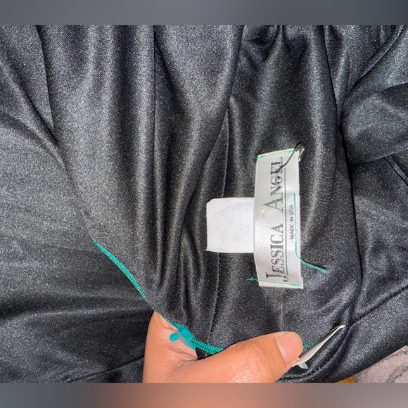 JESSICA ANGEL DRESS Let the graceful silhouette and attention - Picture 10 of 12